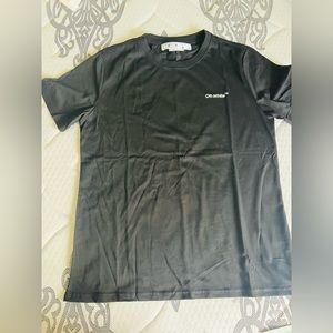 Black off-white t-shirt